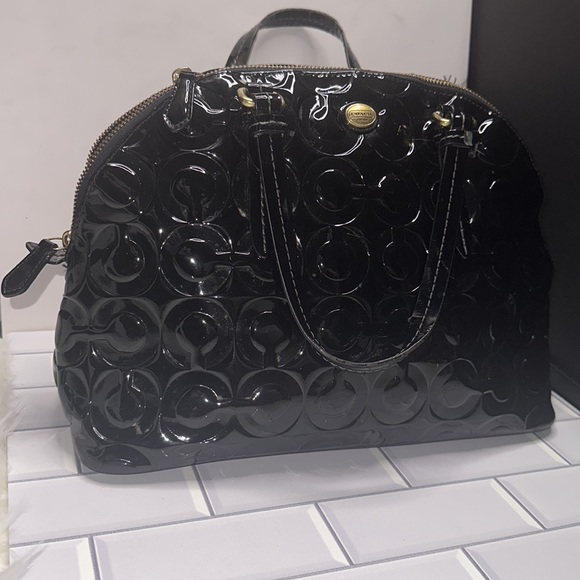 Authentic/ 💋🌟Coach bag / cross body🖤 - Picture 2 of 9